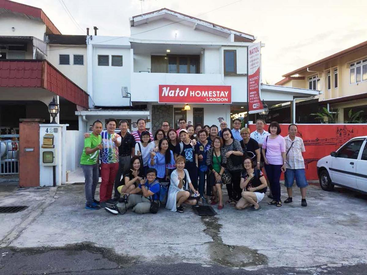 Natol Homestay - London Kuching Luaran gambar