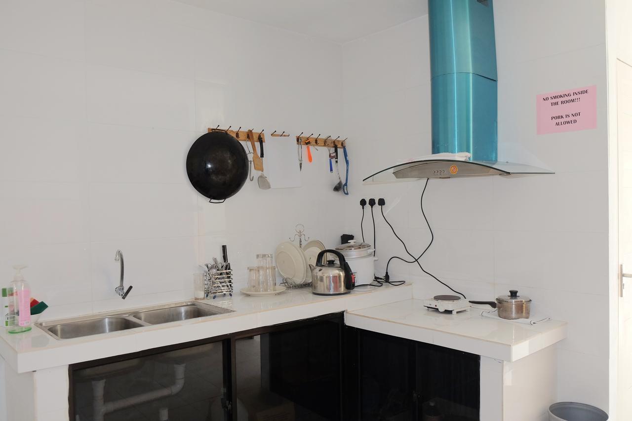 Natol Homestay - London Kuching Luaran gambar
