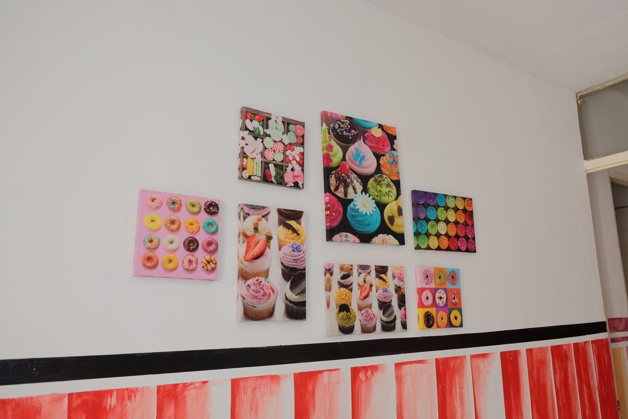 Natol Homestay - London Kuching Luaran gambar