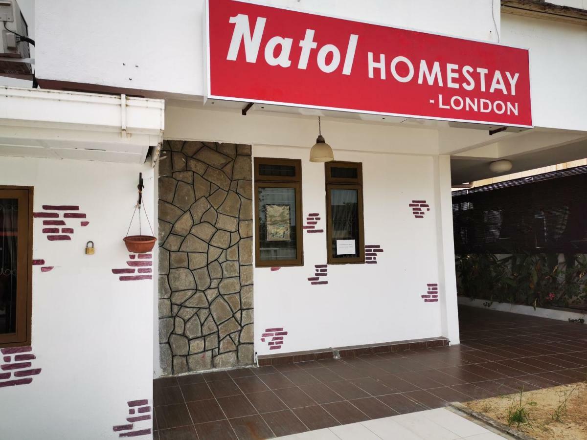 Natol Homestay - London Kuching Luaran gambar